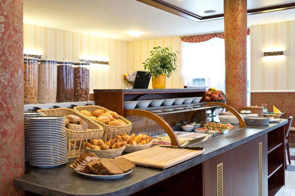 Hotel Fuer Dich Waren  Kültér fotó