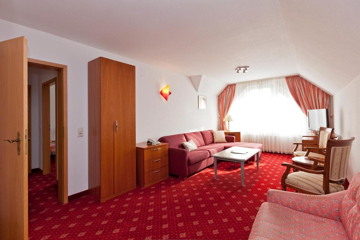 Hotel Fuer Dich Waren  Kültér fotó